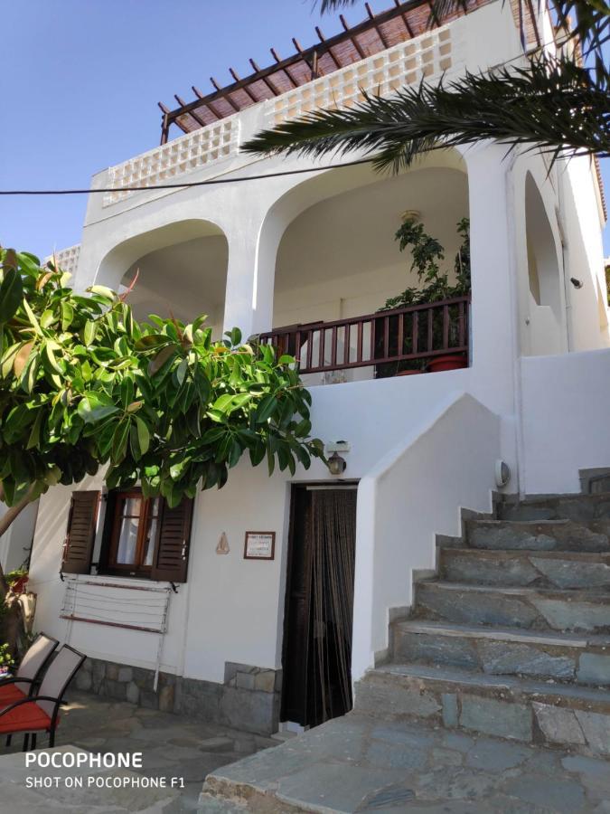 באטסי Villa Dora Studios מראה חיצוני תמונה
